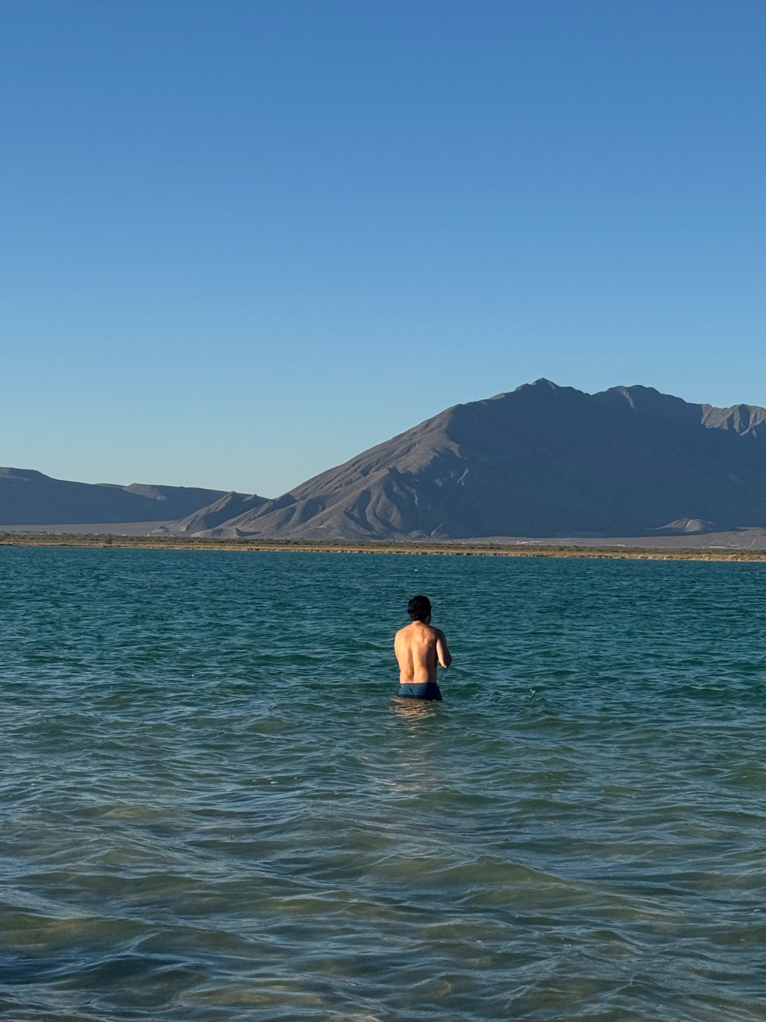 Agua y montañas de Cuatro Ciénegas